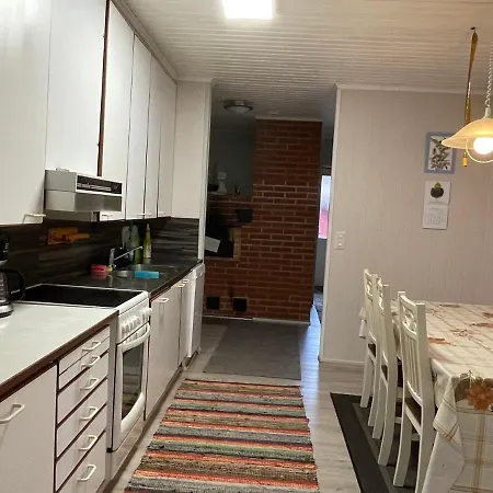 Вилла Red House