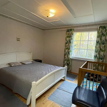 Red House * 帕里卡拉