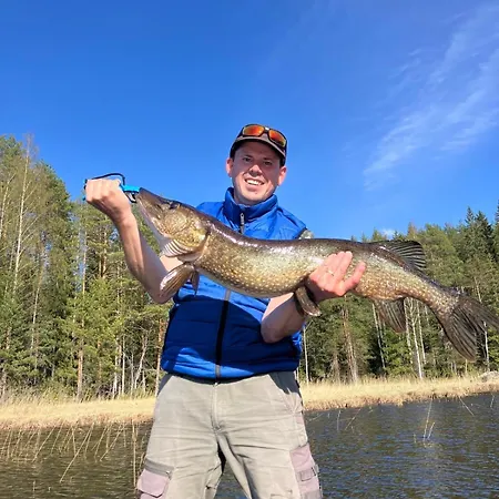 Fishing Red House Simpele