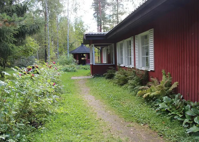 Βίλα Red House *